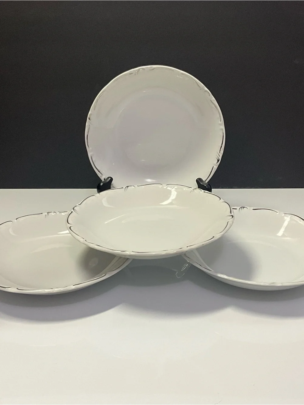 4 China & Table Institute Simplicity Coupe Soup Bowls